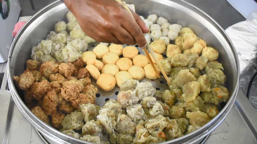 Mauritius: Port Louis Street Food Walking Tour - Jalebis and dholl puri, sweet and savory hits you can find meaning fast
