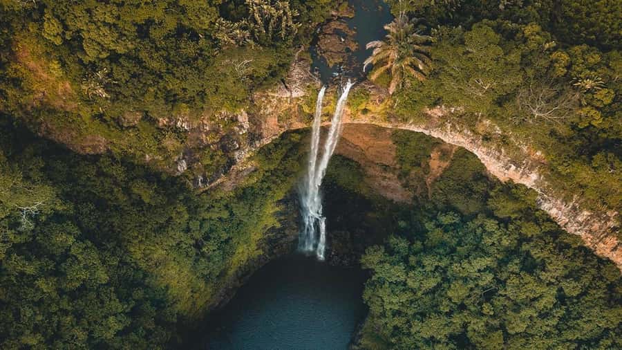 Mauritius: Private Full-Day South Mauritius Tour - A South-Route Sampler: Volcano Crater, Waterfalls, and Geology in One Day