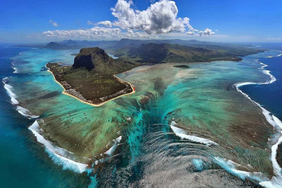 Mauritius: Private Full Day Tour with Entry Tickets & Lunch - Floreal Commercial Centre and the ship model factory for crafts and duty-free pricing