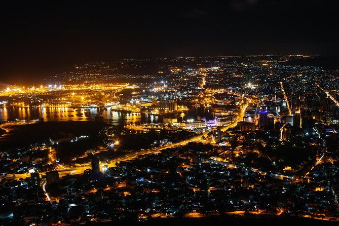 Mauritius Private Night Tour: Romantic dinner, Entertainments & Night lounge - Port Louis dinner: the 3-course Mauritian meal with included drinks