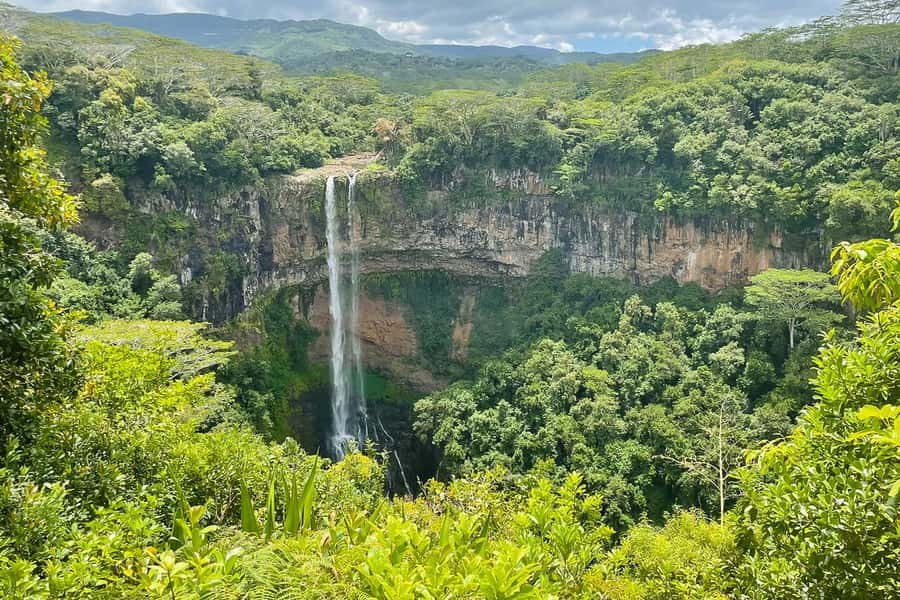 Mauritius: Private South-West Nature & Viewpoints with Lunch - Alexandra Falls viewpoint: quick stop, big panoramas
