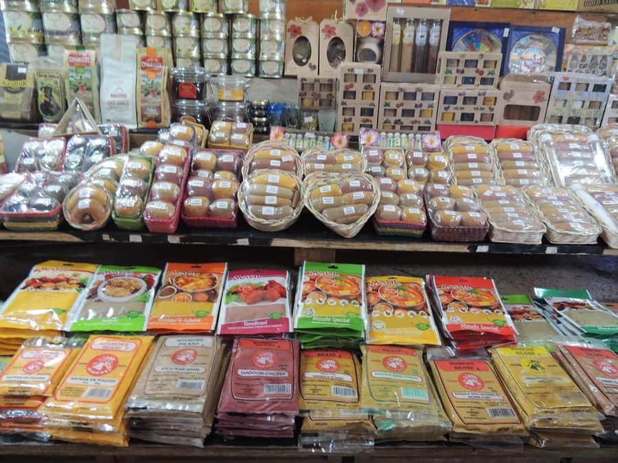 Mauritius: Shopping Tour - Port Louis Markets & Grand Baie - Port Louis on shopping mode: local market, street snack energy, and China Town