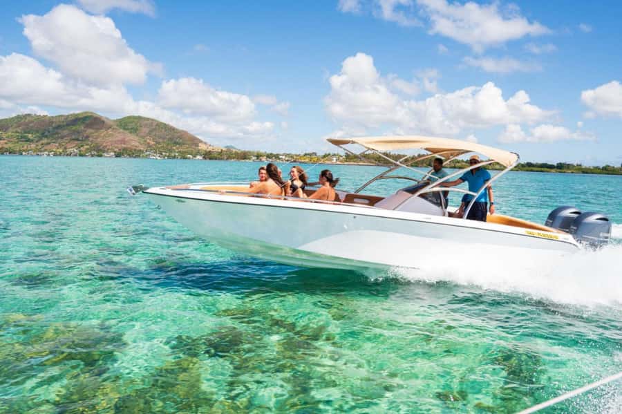 Mauritius: Speedboat Ile aux Cerfs, GRSE Waterfall, BBQ, Bar - Key things I’d plan around