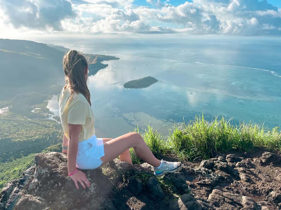 Mauritius: Sunrise Mountain Hike with Southwest Road-trip - Ganga Talao (Grand Bassin): a spiritual pause that slows the day down