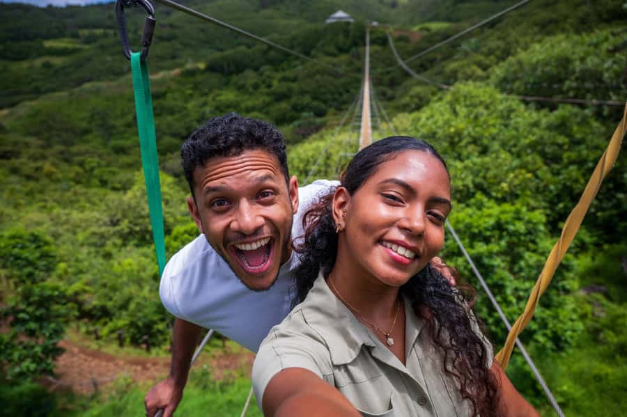 Mauritius: Vallé Advenature Park, Nepalese Bridge - Vallé Advenature Park setup, safety briefing, and why it matters
