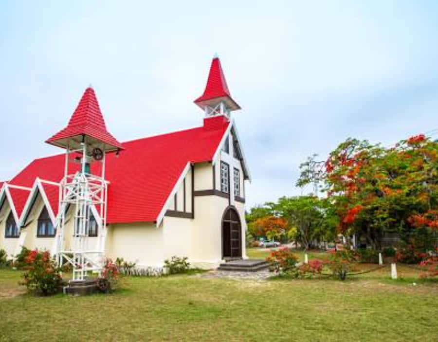 North Day Tour, Botanical Garden, Sugar Museum, Rum Tasting - Private Pickup in Mauritius North, Then a Relaxed Pace