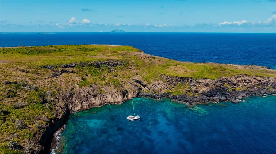 North of Mauritius: Catamaran Cruise w/ BBQ Lunch - A half-day catamaran loop in northern Mauritius