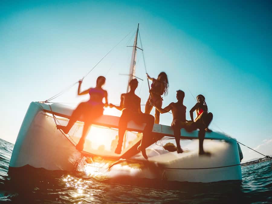 North of Mauritius: Sunset Catamaran Cruise, Drinks & Snacks - Drinks and snacks that make a sailing night actually fun