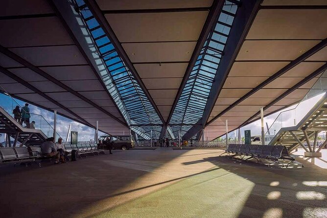 Private Airport/hotel Transfers - Private vehicle comfort and air conditioning that you control