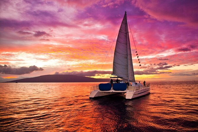 Private Exclusive Sundowner catamaran with Dinner & Transfer - Sailing the East coast lagoon: calm seas and a local rhythm