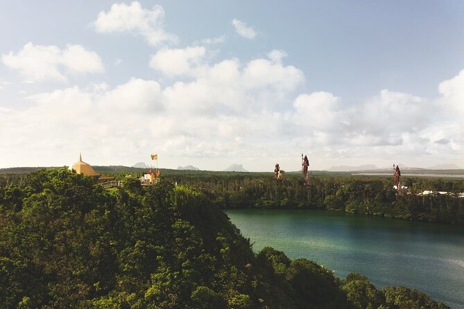 Private Full Day Tour in Mauritius - Grand Bassin (Ganga Talao): your 30-minute spiritual reset