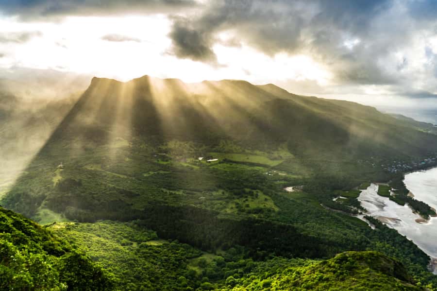 Sunrise hike at Le Morne Brabant with Local Guides (UNESCO) - Key things I’d plan around