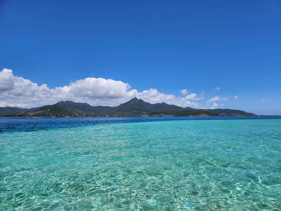 Trou D'Eau Douce: 5 island tour Mauritius with lunch/drinks - Ile aux Phares and the Grand Port battle story you can actually picture